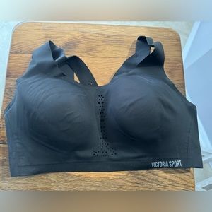 Victoria’s Secret Angel Max Sports Bra